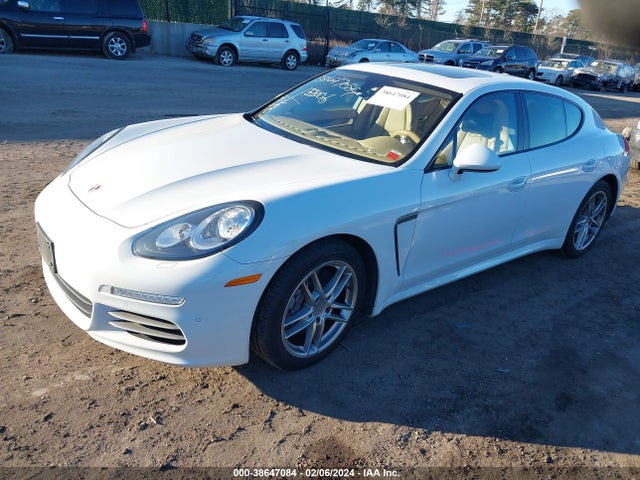 2015 PORSCHE PANAMERA WP0AA2A76FL007194 Photo 1