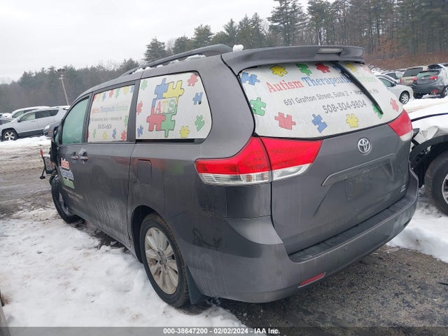 Toyota Sienna Xle 7 Passenger 2014 5TDDK3DC2ES092508 Image 13