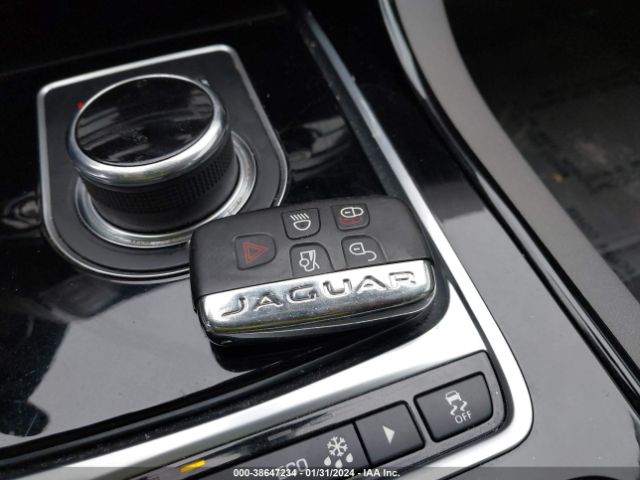 SAJAD4BG7HA962278 Jaguar Xe 25t Premium