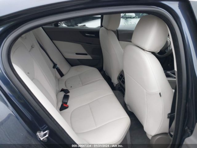 SAJAD4BG7HA962278 Jaguar Xe 25t Premium