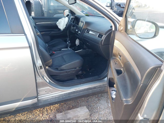 Mitsubishi Outlander Se 2.4 2020 JA4AD3A38LJ000484 Image 5