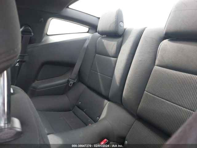 1ZVBP8AM7E5261007 Ford Mustang V6