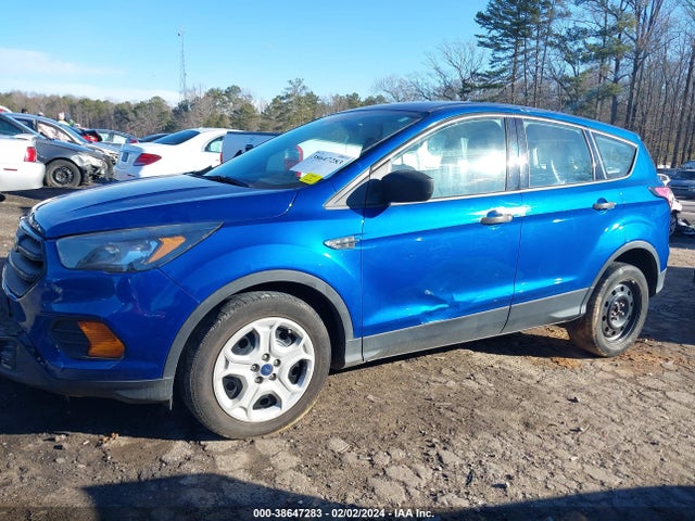 Ford ESCAPE S 2018 1FMCU0F71JUA93946 Image 2