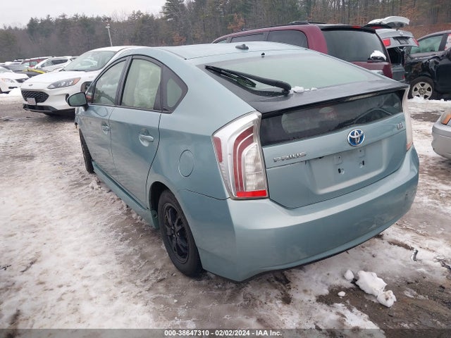 Toyota Prius Three 2015 JTDKN3DU4F1920225 Image 3