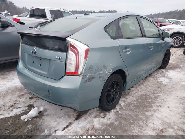 Toyota Prius Three 2015 JTDKN3DU4F1920225 Image 4