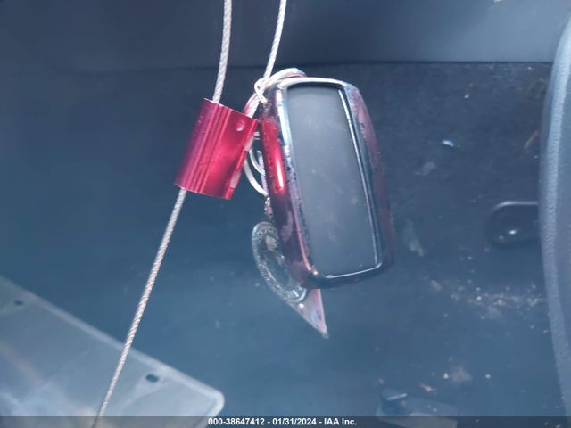 2017 JAGUAR XE SAJAR4BG0HA975536 Photo 10