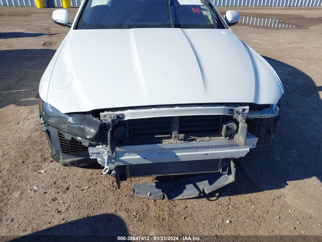 2017 JAGUAR XE SAJAR4BG0HA975536 Photo 5