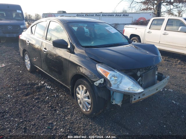Nissan Versa 1.6 Sv 2018 3N1CN7AP9JL844029 zdjęcie główne