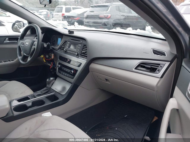 Hyundai SONATA 2016 5NPE24AF5GH385952 Image 5