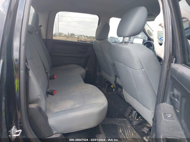 2014 RAM 1500 EXPRESS VIN: 1C6RR6KT1ES241902