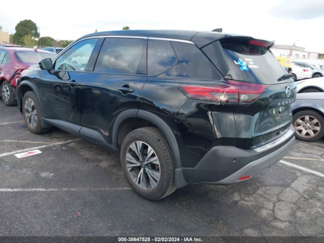 5N1AT3BA3MC822231 Nissan Rogue Sv Fwd