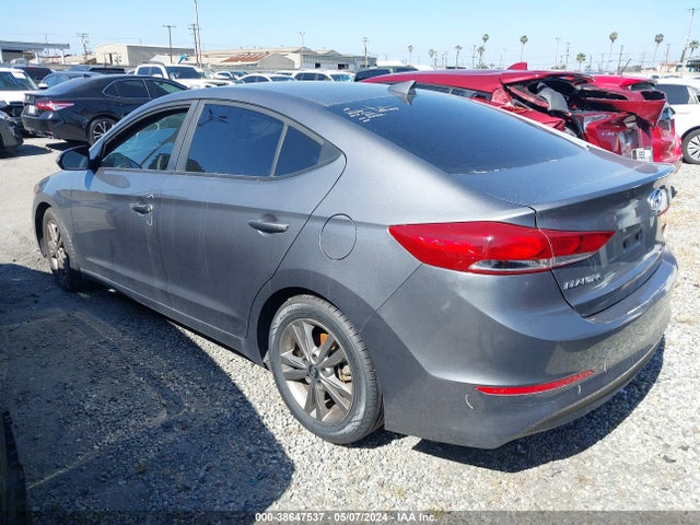 Hyundai ELANTRA SEL 2018 5NPD84LF4JH393989 Image 3