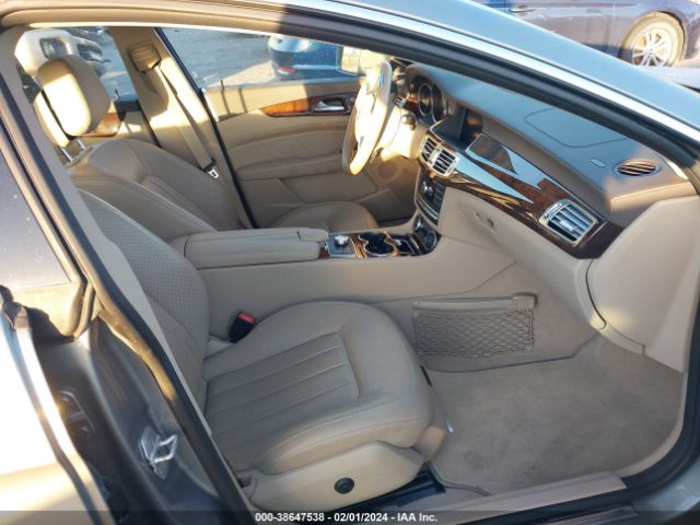 WDDLJ9BB4EA094968 Mercedes-Benz Cls 550 4matic