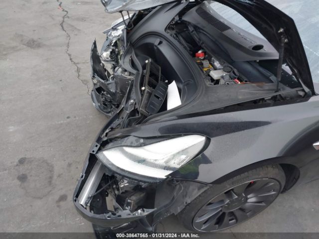 5YJ3E1EB6JF078820 Tesla Model 3 Long Range/performance