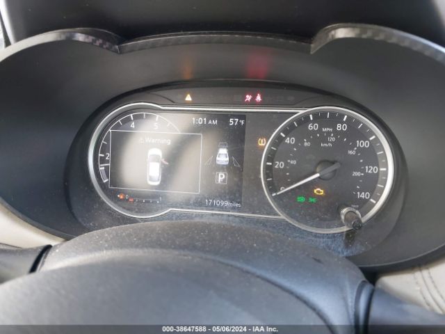 3N1CN8EV8LL804204 Nissan Versa Sv Xtronic Cvt