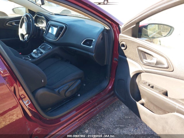 Chrysler 200 Limited 2016 1C3CCCAB6GN159354 Image 5