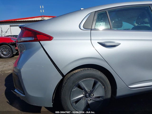 2020 HYUNDAI IONIQ HYBRID SE VIN: KMHC75LC8LU209278