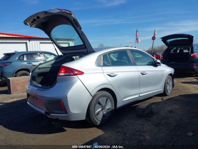 2020 HYUNDAI IONIQ HYBRID SE VIN: KMHC75LC8LU209278
