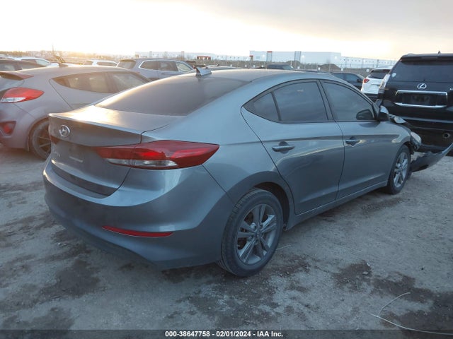 2018 HYUNDAI ELANTRA SEL VIN: KMHD84LF8JU574479