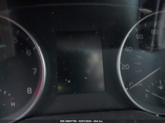 2018 HYUNDAI ELANTRA SEL VIN: KMHD84LF8JU574479
