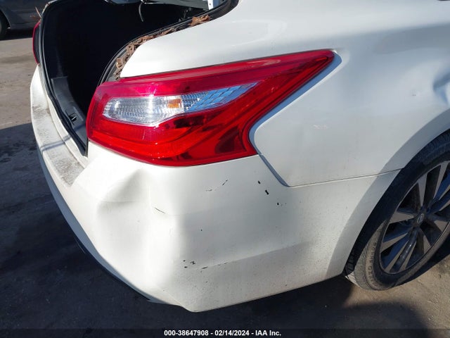 Nissan Altima 2.5 Sv 2017 1N4AL3APXHC213031 Image 17