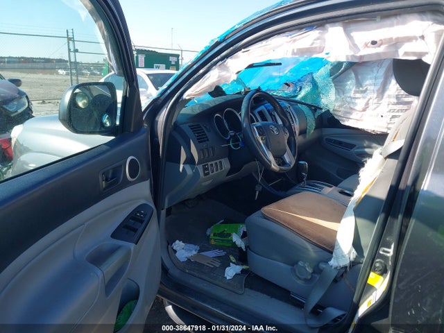 Toyota Tacoma Prerunner 2014 5TFJX4GN4EX031856 Image 5