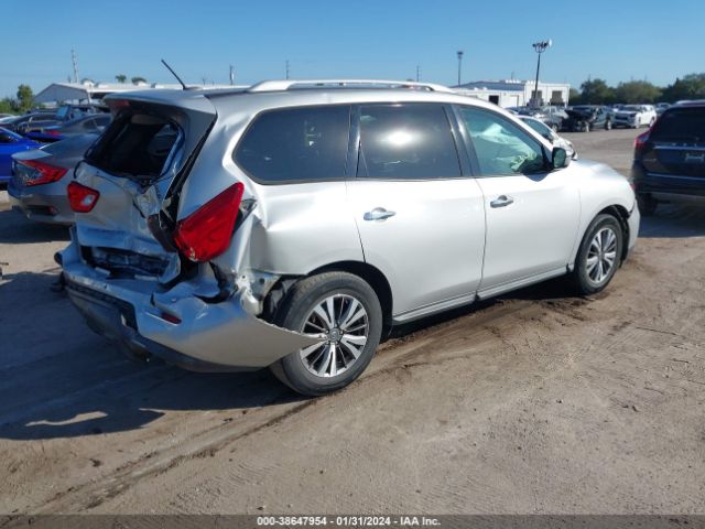 5N1DR2MN9HC653232 Nissan Pathfinder Sv