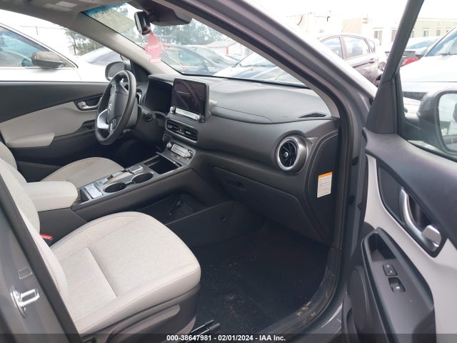 KM8K33AG8PU168948 Hyundai Kona Electric Sel