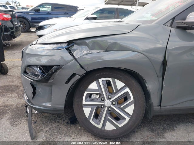 KM8K33AG8PU168948 Hyundai Kona Electric Sel