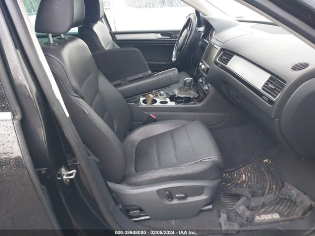 WVGEF7BP4HD003524 Volkswagen Touareg V6 Sport