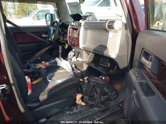 2007 TOYOTA FJ CRUISER VIN: JTEBU11F770039356