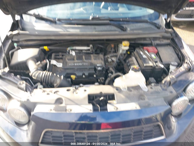 Chevrolet Sonic Lt Auto 2015 1G1JC6SB3F4150370 Image 10