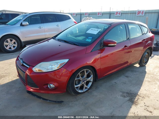 Ford FOCUS SE 2014 1FADP3K20EL222840 Image 2