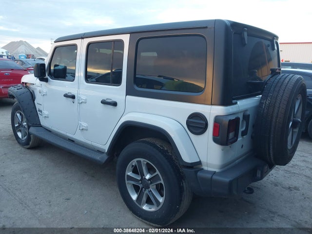 1C4HJXEG5JW254171 Jeep Wrangler Unlimited Sahara 4x4