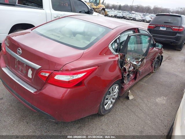 Nissan Altima 2.5 S 2016 1N4AL3AP4GN342059 Image 4