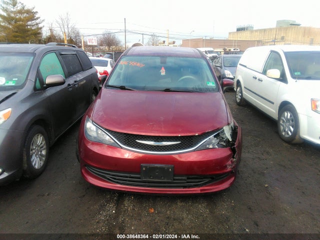 Chrysler Pacifica Lx 2018 2C4RC1CG1JR140269 Image 12