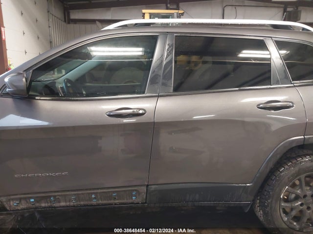 2018 JEEP CHEROKEE LATITUDE PLUS 4X4 VIN: 1C4PJMLX2JD570670