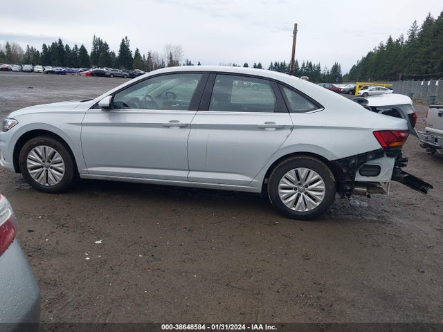 2019 VOLKSWAGEN JETTA 1.4T R-LINE/1.4T S/1.4T SE VIN: 3VWC57BUXKM030028