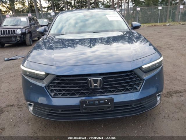 1HGCY2F8XPA036959 Honda Accord Hybrid Touring