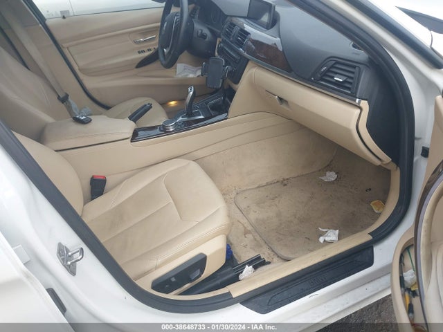 WBA3D3C54FK158443 BMW 328D