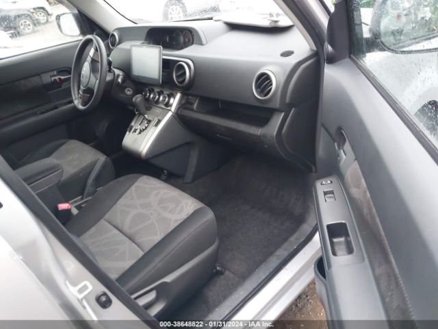 JTLZE4FE9EJ052462 Scion XB
