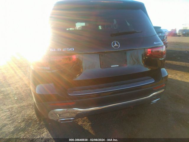 WDC4M4HB5LW006312 Mercedes-Benz Glb 250 4matic