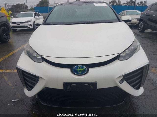 Toyota Mirai 2018 JTDBVRBD2JA005131 Image 12