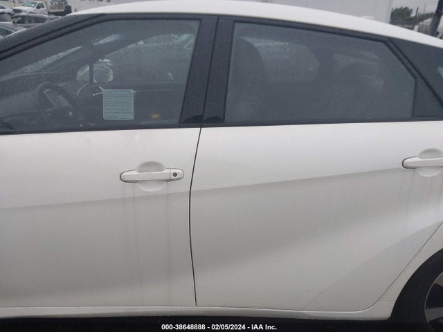 Toyota Mirai 2018 JTDBVRBD2JA005131 Image 14
