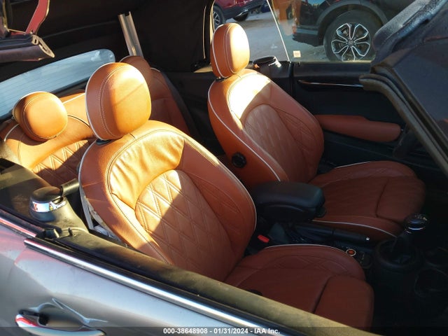 2019 MINI CONVERTIBLE WMWWG5C52K3F79391 Photo 4