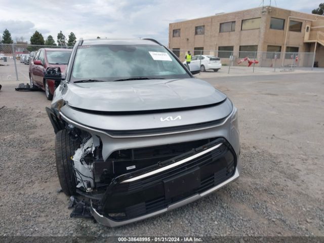 KNDCR3LE1P5043058 KIA Niro Ex Touring