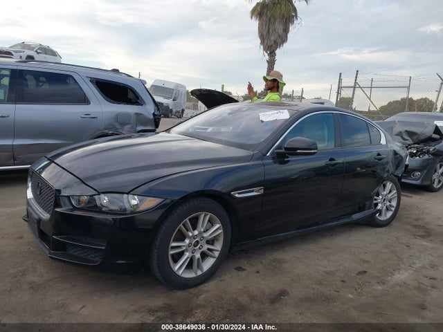 2018 JAGUAR XE SAJAJ4FX9JCP20587 Photo 1