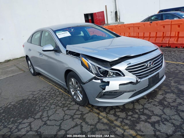 Hyundai SONATA SE 2015 5NPE24AF0FH258850 Image 1