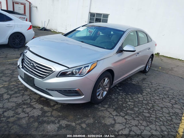 Hyundai SONATA SE 2015 5NPE24AF0FH258850 Image 2
