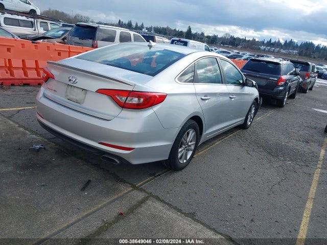 Hyundai SONATA SE 2015 5NPE24AF0FH258850 Image 4